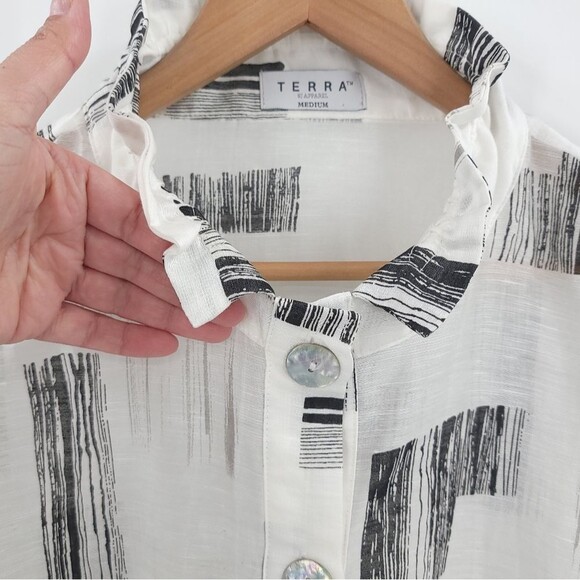 Terra SJ Apparel Lagenlook Button Up Top Tunic Pocket Abstract Print Art to Wear - Picture 7 of 13